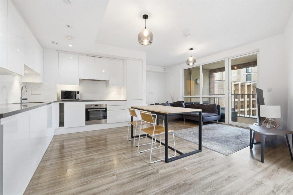 Apartment in London - View 4