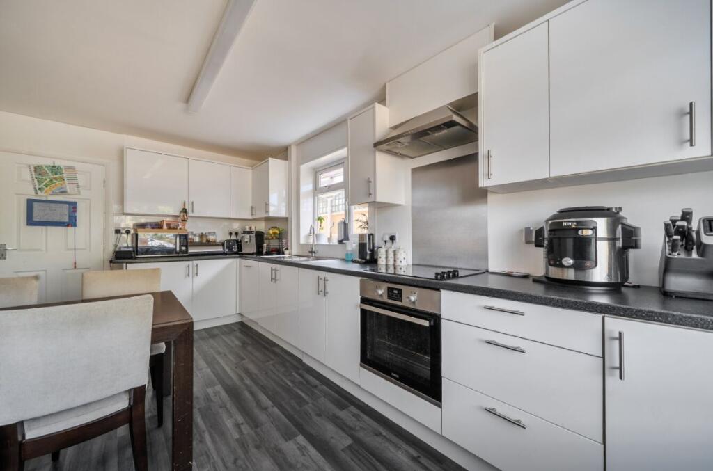 House in Milton Keynes - View 2