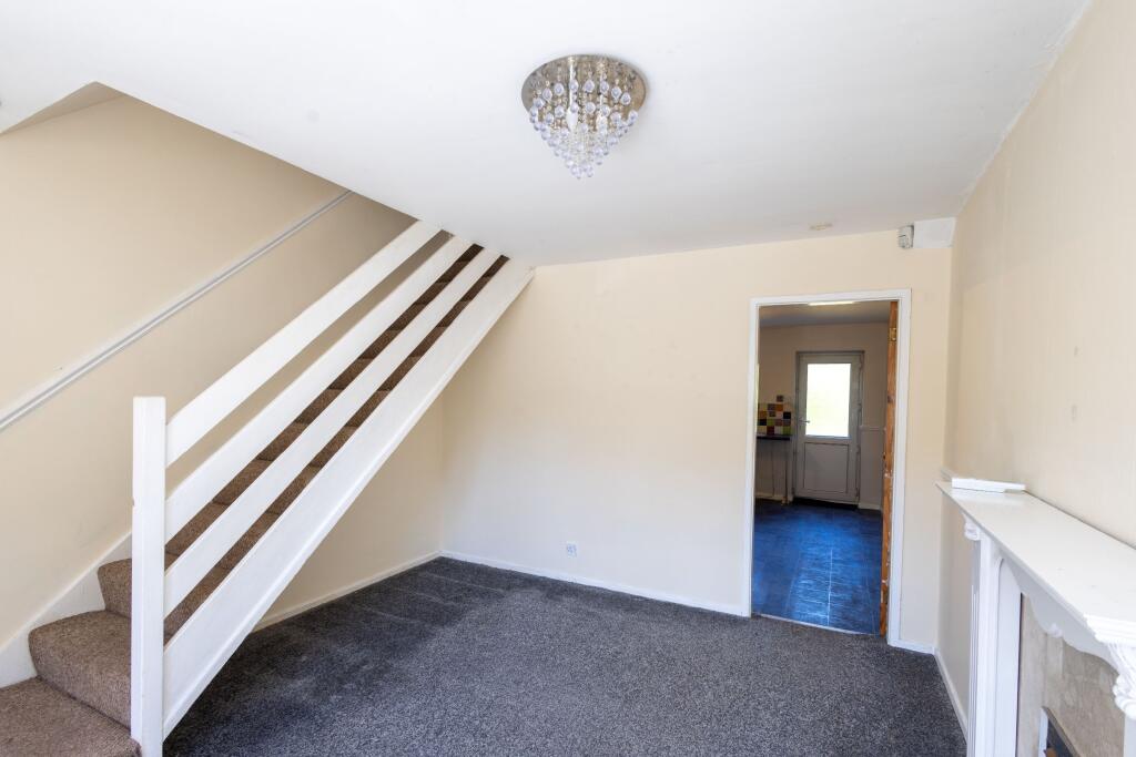 Brownhill Road, Batley photo 4