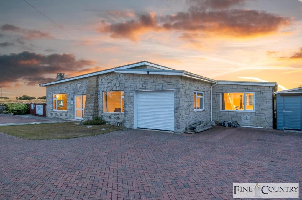 Main image of property: Avalanche Road, Portland