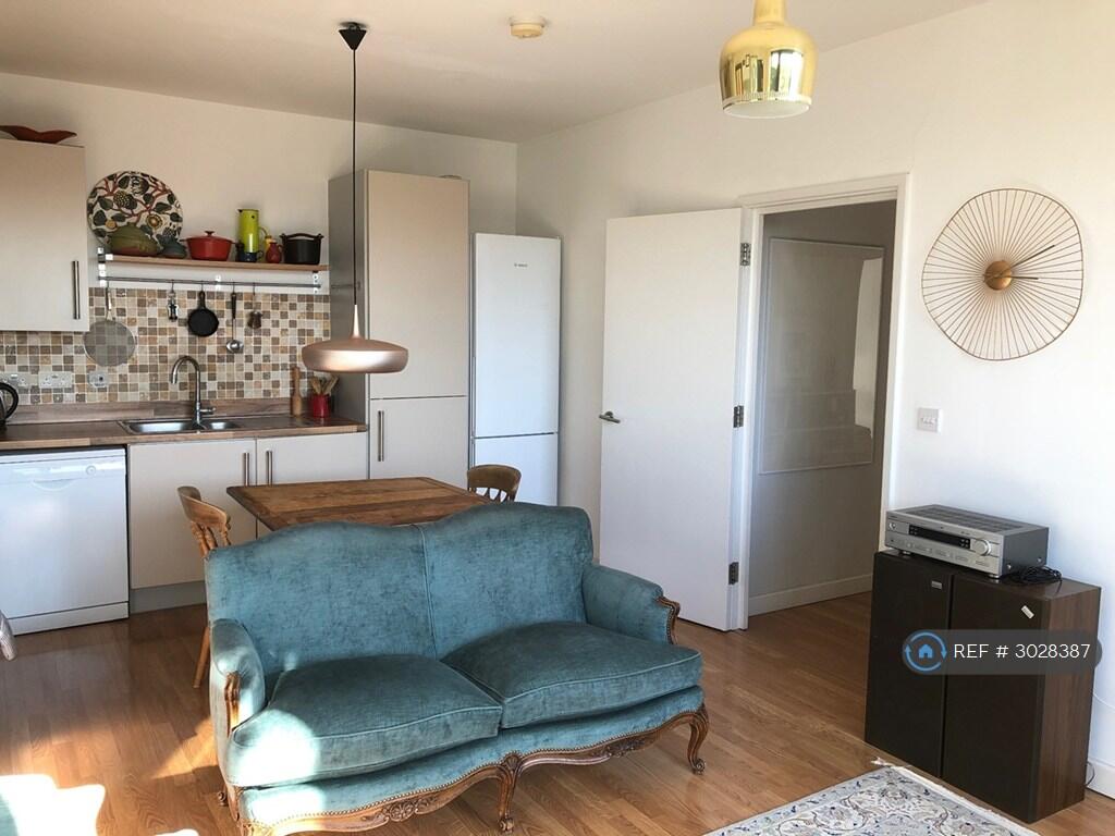 Apartment in London - View 4