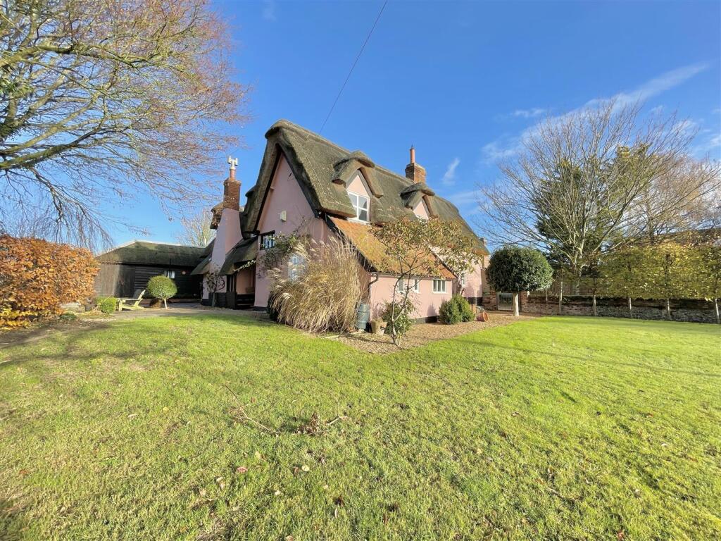 Main image of property: The Street, Blo Norton