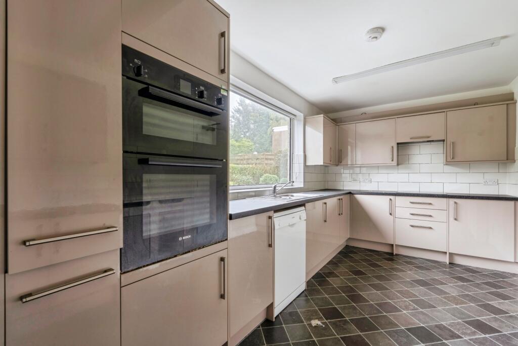 House in Pendle, Reedley, Reedley Hallows - View 2