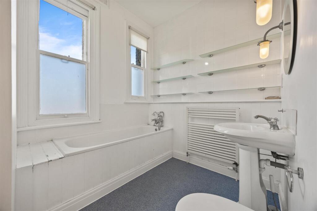Apartment in London, Swiss Cottage, South Hampstead - View 5