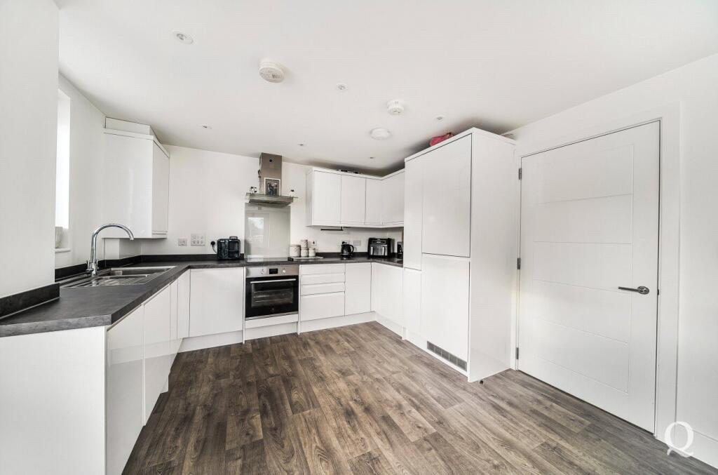 Apartment in Swale, Kent - View 3
