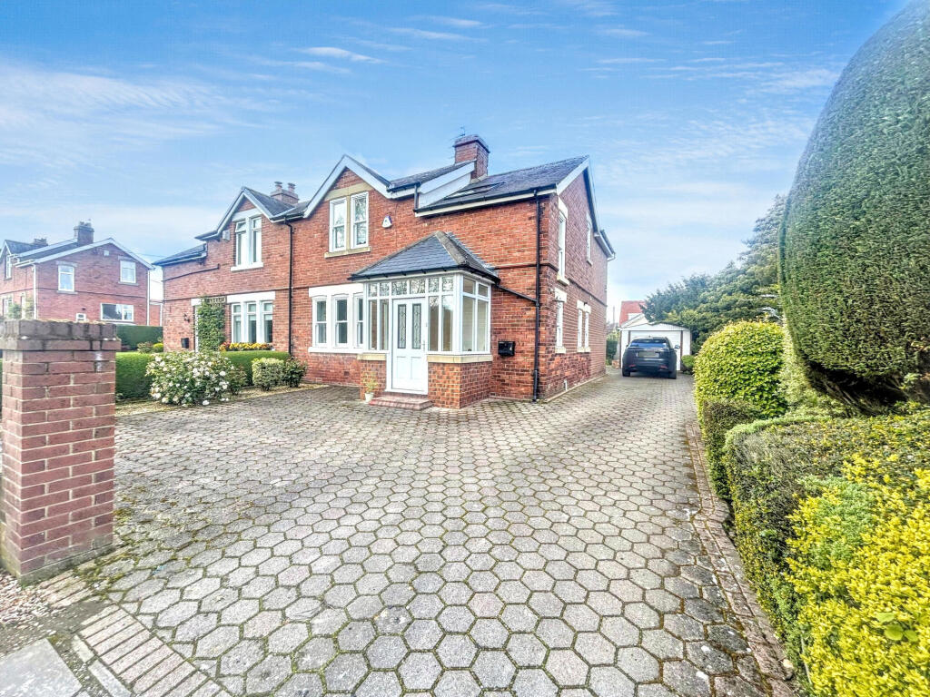 Main image of property: Sunniside, Sunniside, Newcastle upon Tyne, Tyne and Wear, NE16 5LF
