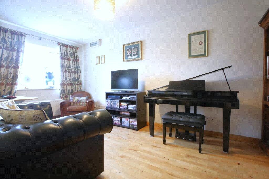 House in Newport Pagnell, City of Milton Keynes - View 3