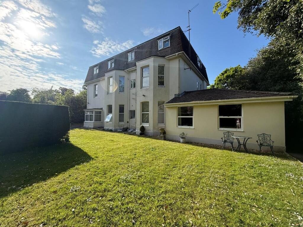 Main image of property: Cavendish Road, Bournemouth