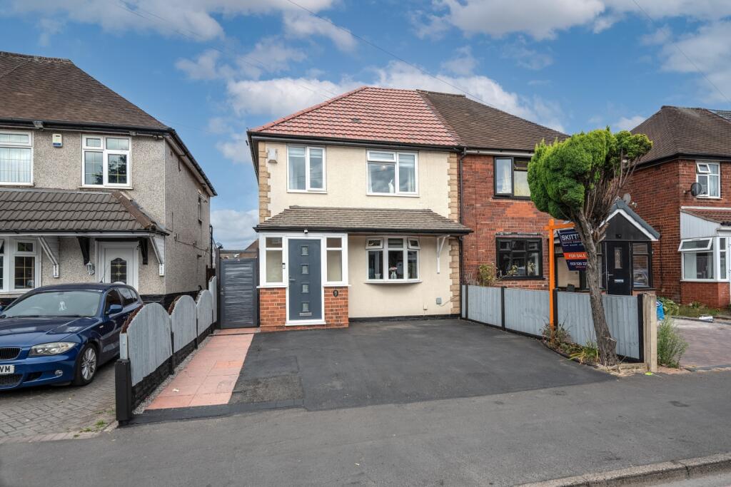 Main image of property: Sedgley Road East, TIPTON, DY4 8XA