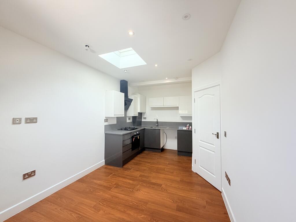 Main image of property: London Road, Croydon