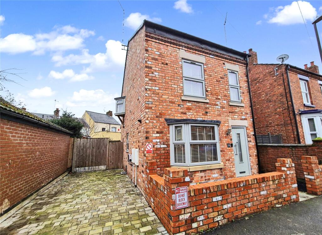 Main image of property: Coombe Street, STOKE GREEN, Coventry, CV3