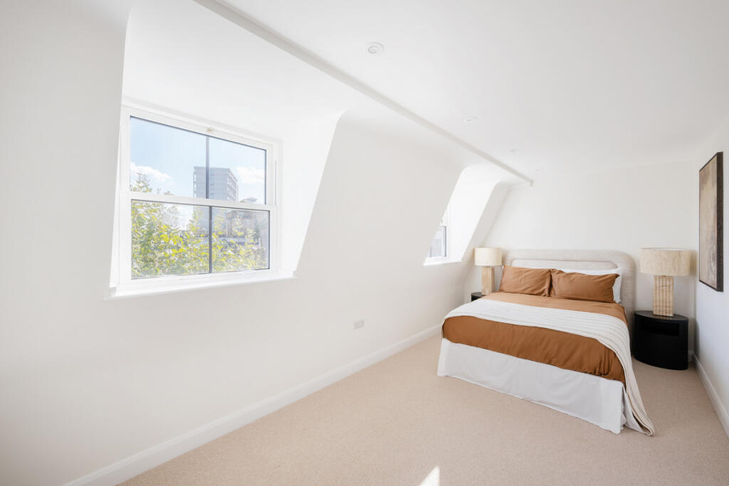 Apartment in London - View 5
