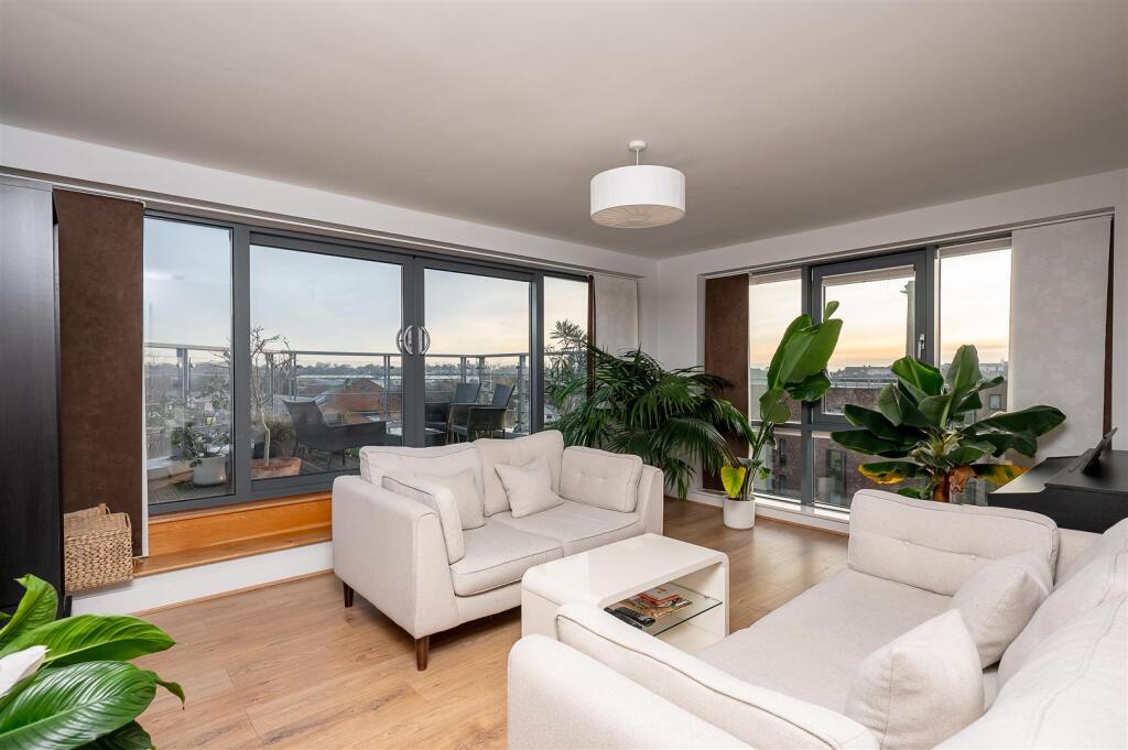 Apartment in York - View 2