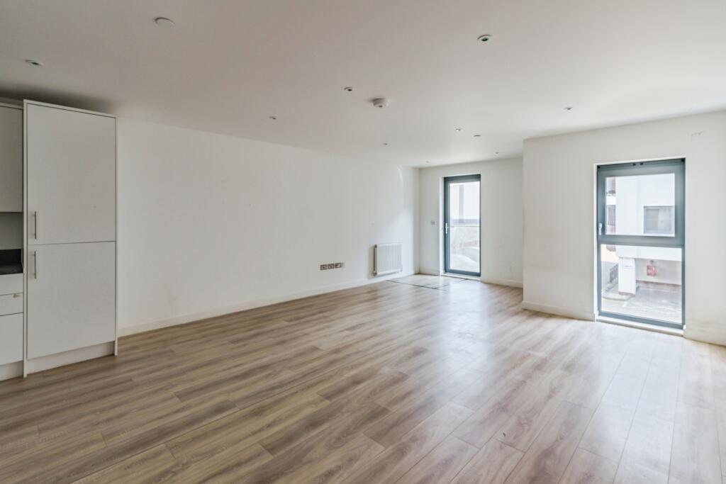 Apartment in Horsham, Oakhill - View 3