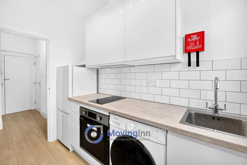 Apartment in London - View 2
