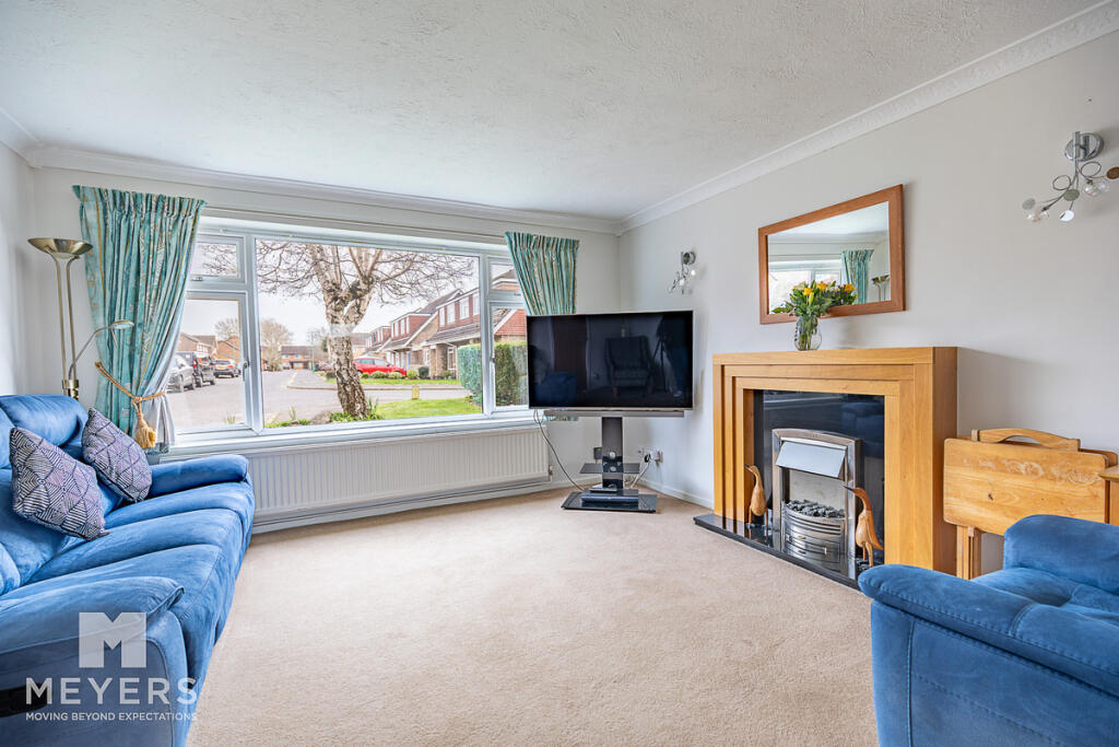 House in Throop, Muscliff, Bournemouth - View 2