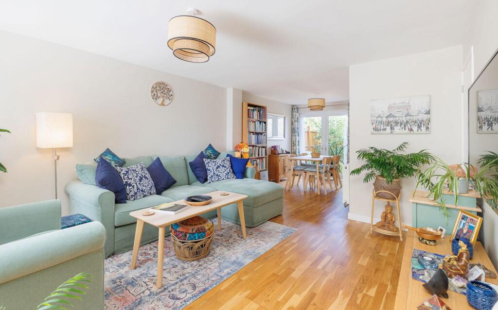 House in Bembridge, Isle of Wight - View 4