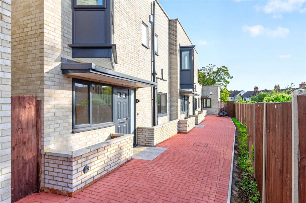Main image of property: Hythe Road, Thornton Heath, CR7