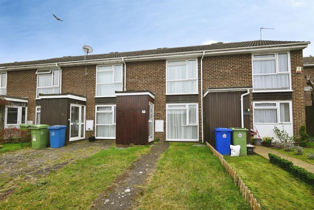 Main image of property: Farm Crescent, Sittingbourne