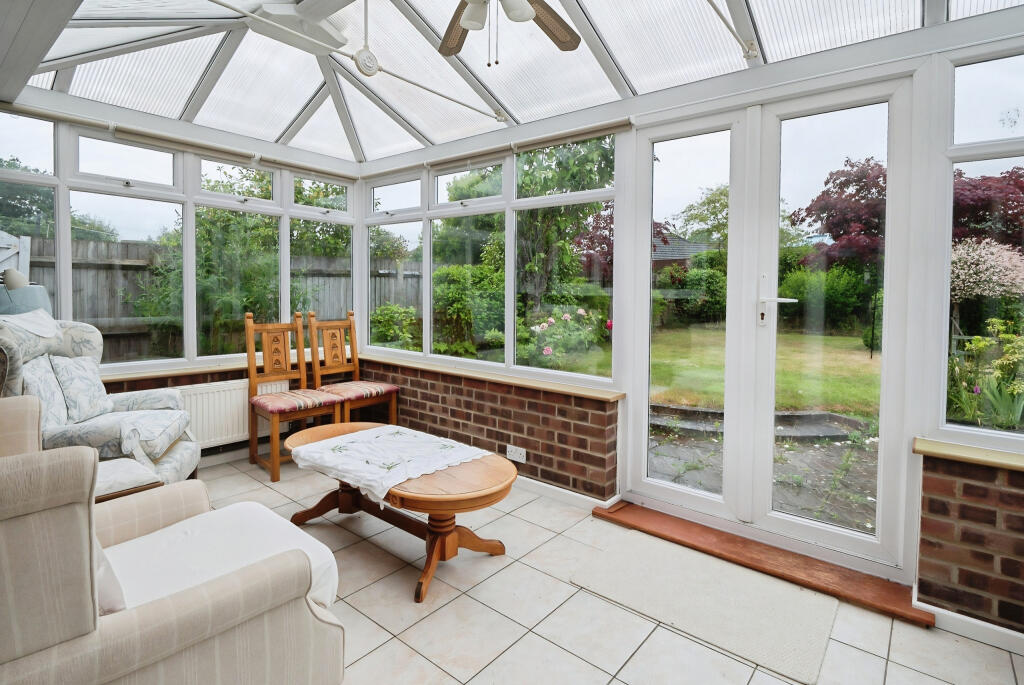 House in Test Valley, Nursling and Rownhams - More