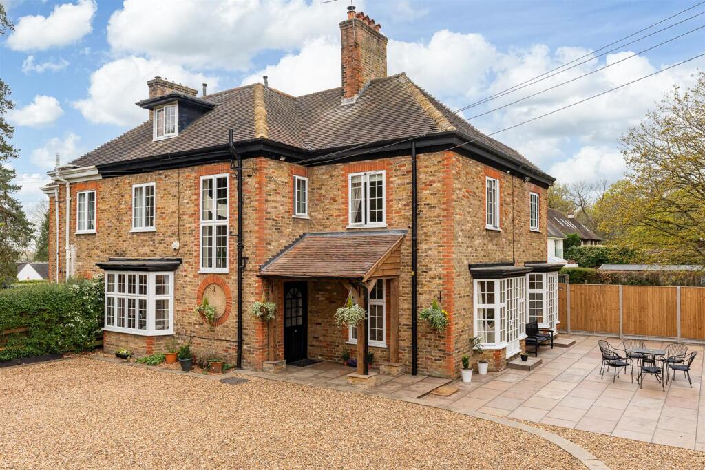 Main image of property: The Ridgeway, Northaw, Cuffley