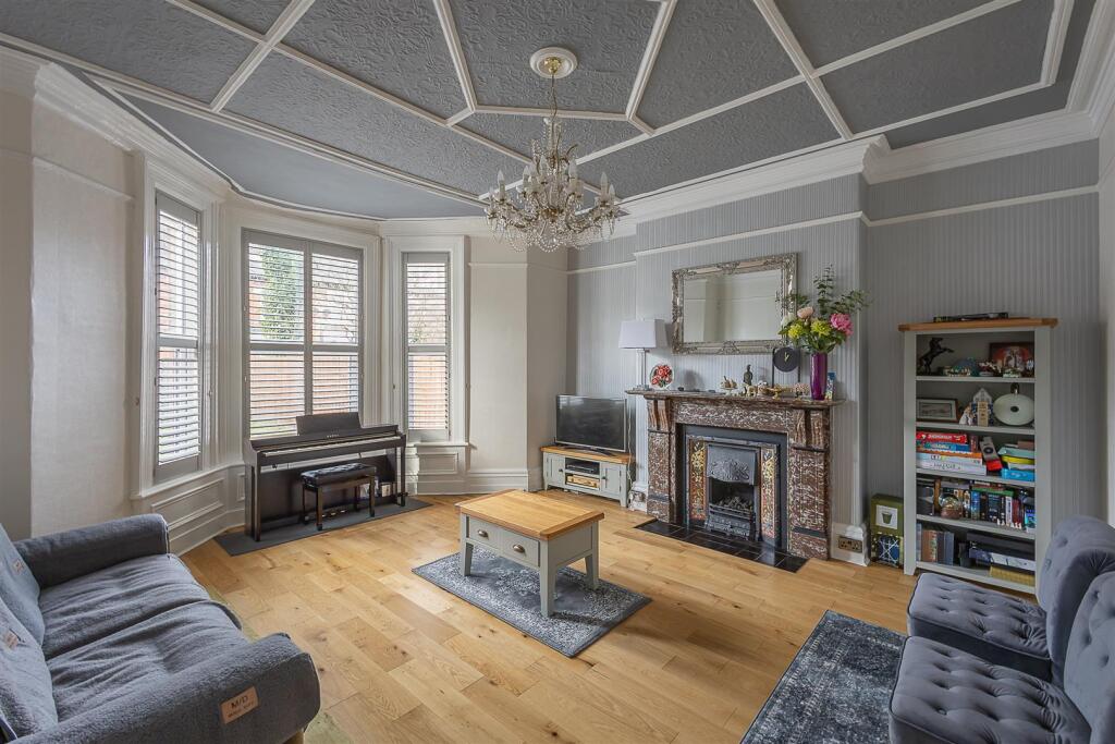 Grosvenor Place, Jesmond, Newcastle upon Tyne photo 2