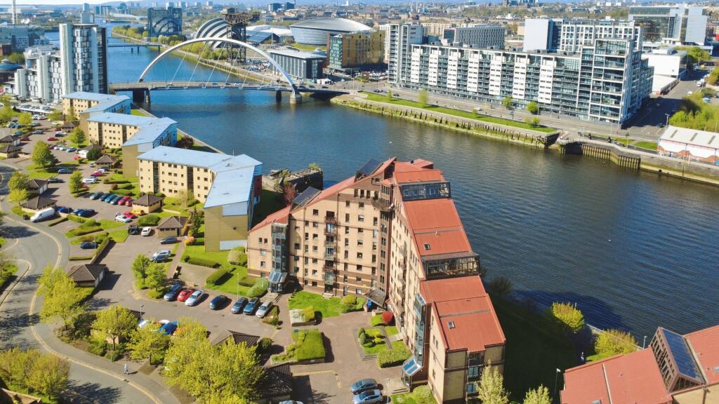 Main image of property: Mavisbank Gardens, Glasgow, G51