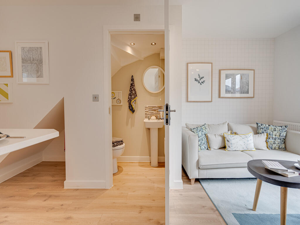 House in Selby, Staynor Hall - More