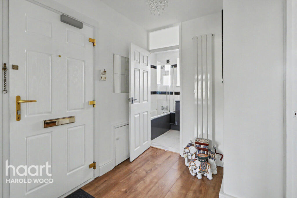 1-bed flat on Redruth Road, Harold Hill, £200,000