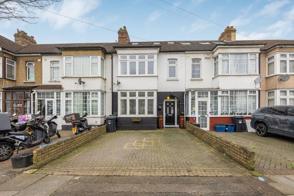 Main image of property: Hazelbrouck Gardens, Hainault, IG6