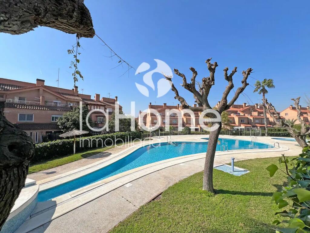 Main image of property: Valencia, Valencia, Bétera