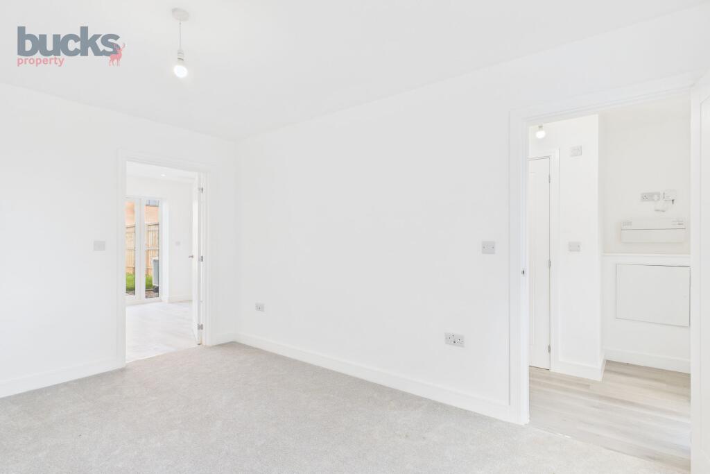 House in Aylesbury, Buckinghamshire - View 5