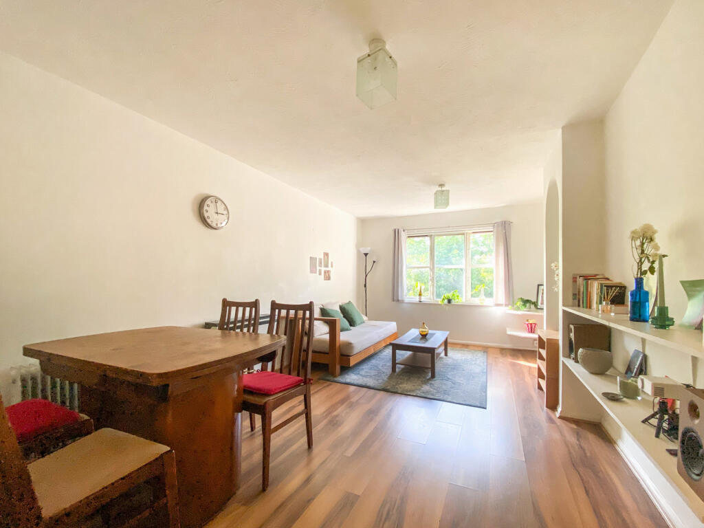 Main image of property: Heddington Grove, Holloway, N7