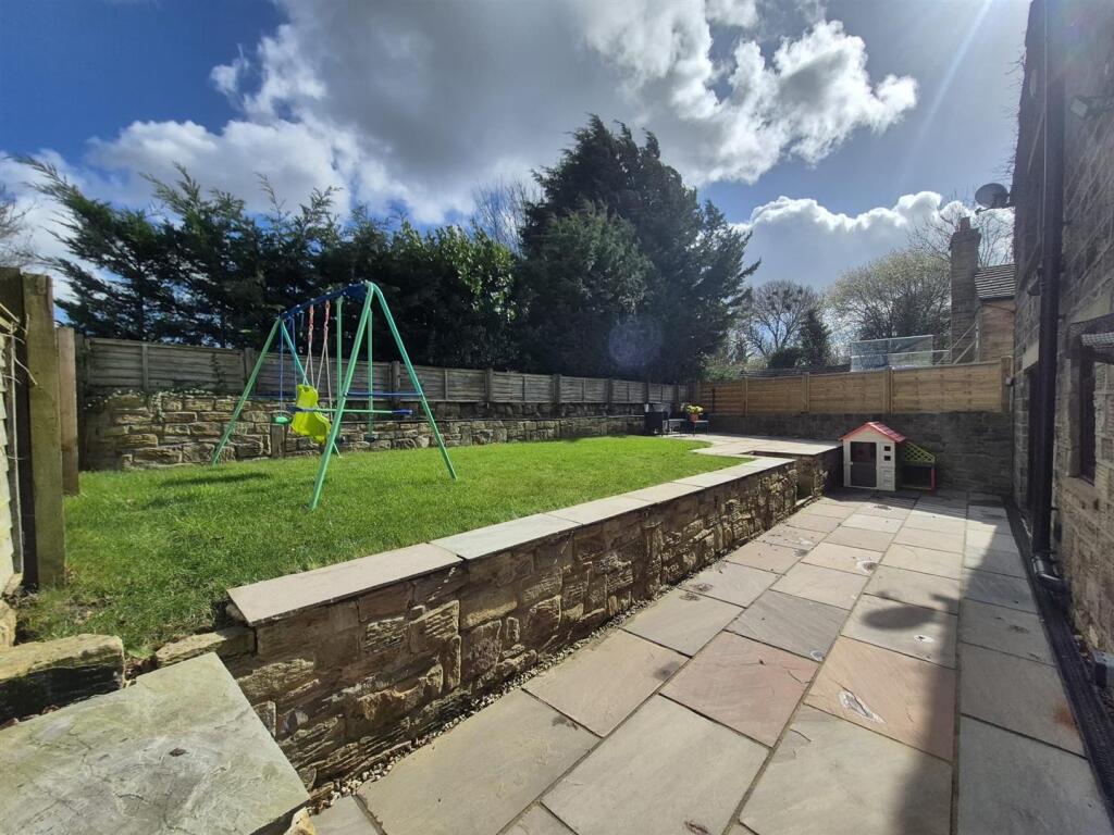 Far Common Road, Mirfield photo 4