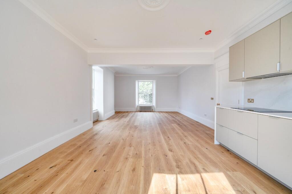 Apartment in Winchester, The Soke - View 3