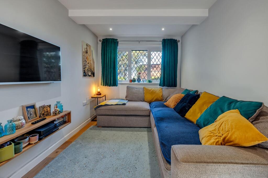 House in Bristol - More