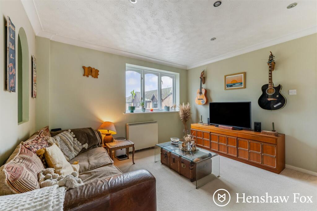Hambert Way, Totton, Hampshire photo 3