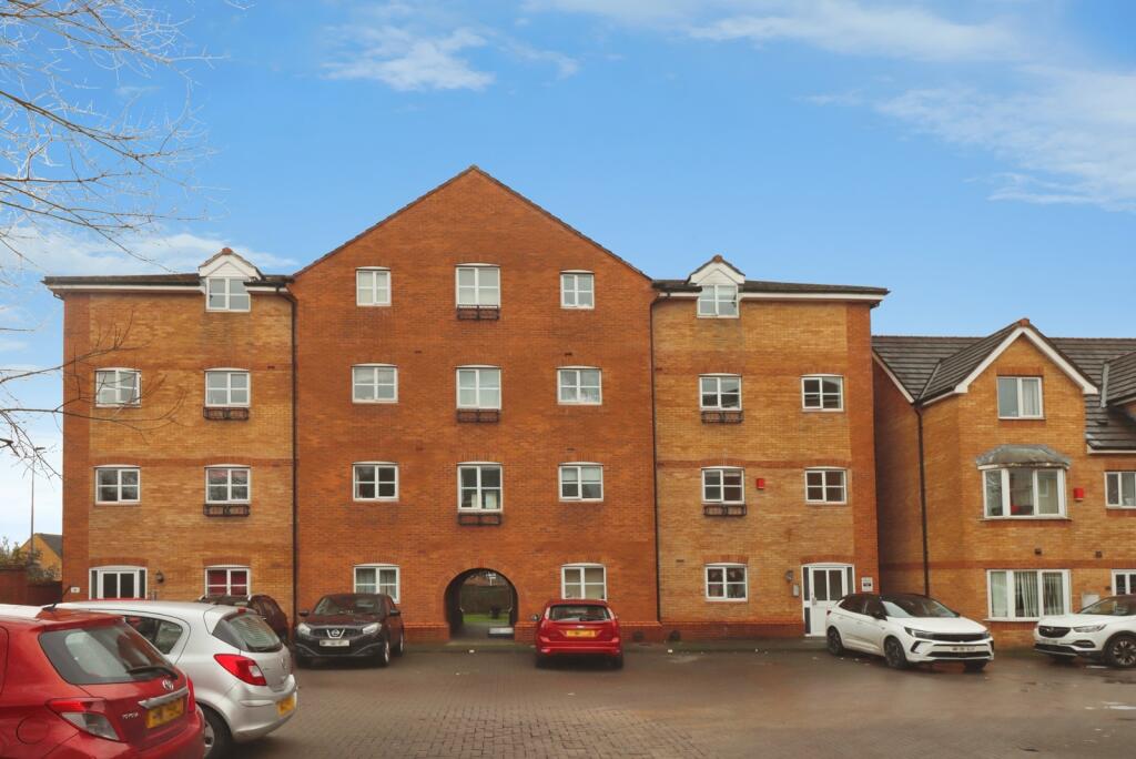 Main image of property: Snowberry Close, Bradley Stoke, Bristol, Gloucestershire, BS32