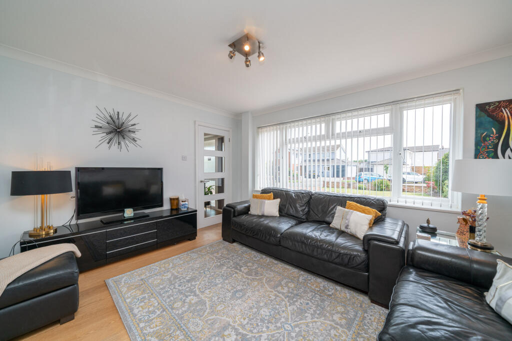 House in Aylesbury, Bedgrove - View 3