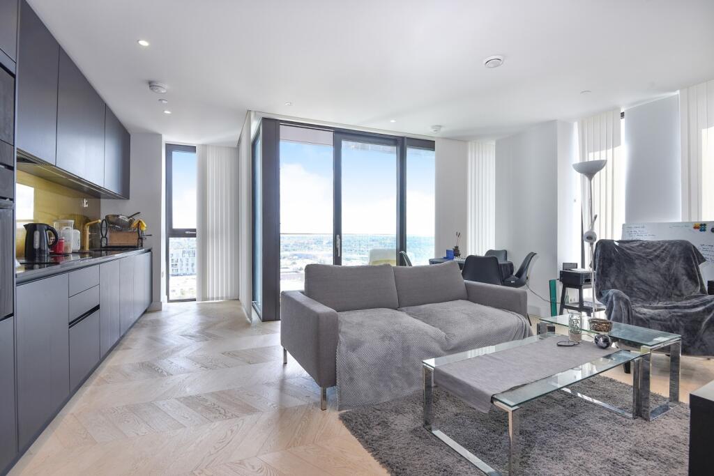 Main image of property: The Waterman, Tidemill Square, Lower Riverside, Greenwich Peninsula, SE10