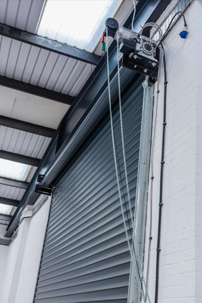 Unit 2268B Elgin Ind Est Swindon-86.jpg
