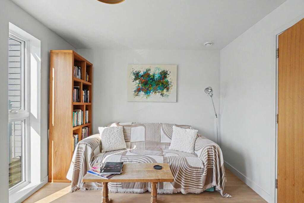 House in Tonbridge and Malling, Snodland - View 4