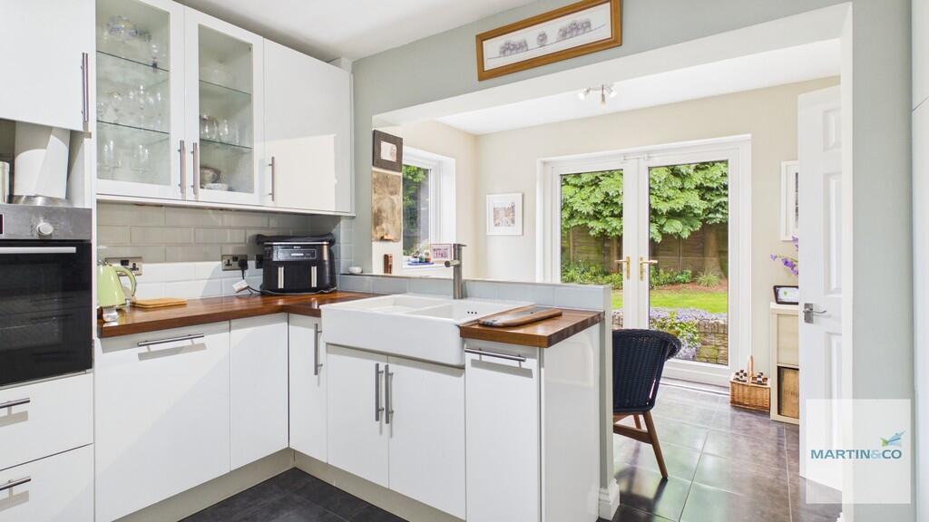 Alcester Drive, Sutton Coldfield photo 4