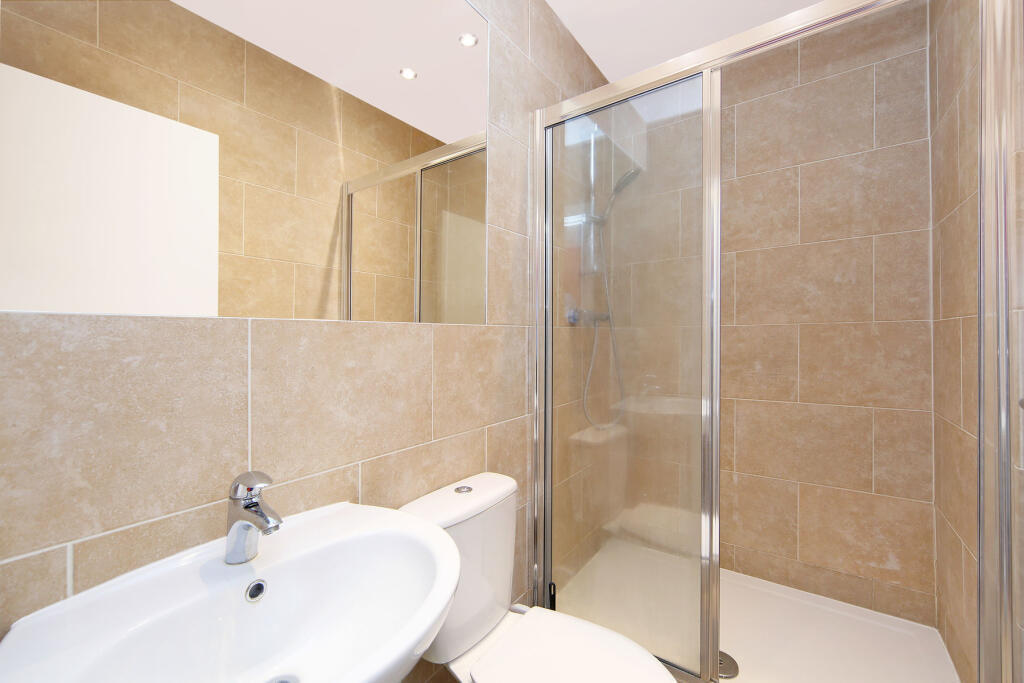 Apartment in London - View 4