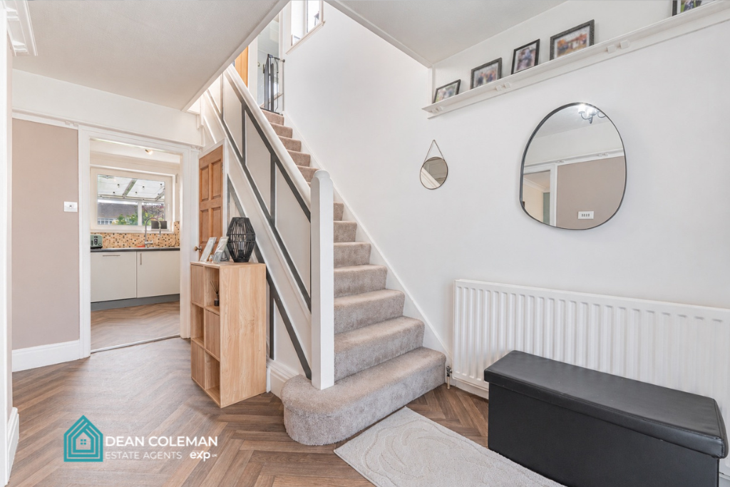 Kingsdown Road, Northfield, B31 1AH photo 4