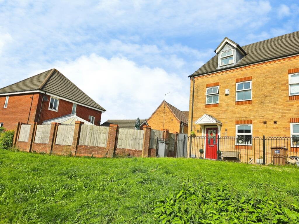 Main image of property: Heron Close, Packmoor, Stoke-On-Trent