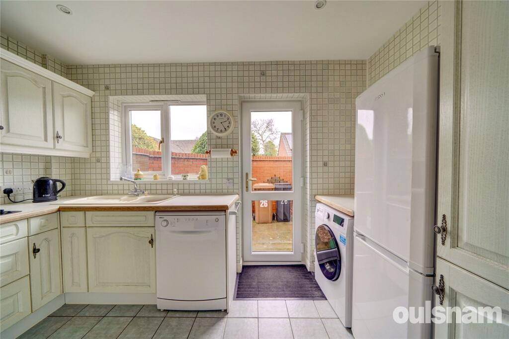 Monnow Close, Droitwich, Worcestershire, WR9 photo 2