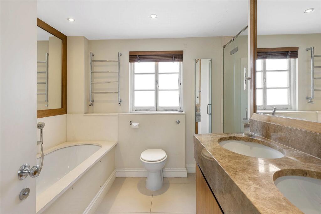 Apartment in London, Belgravia - More
