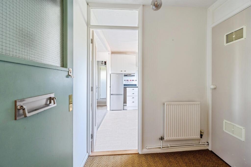 Apartment in Swindon, Corsham - View 2