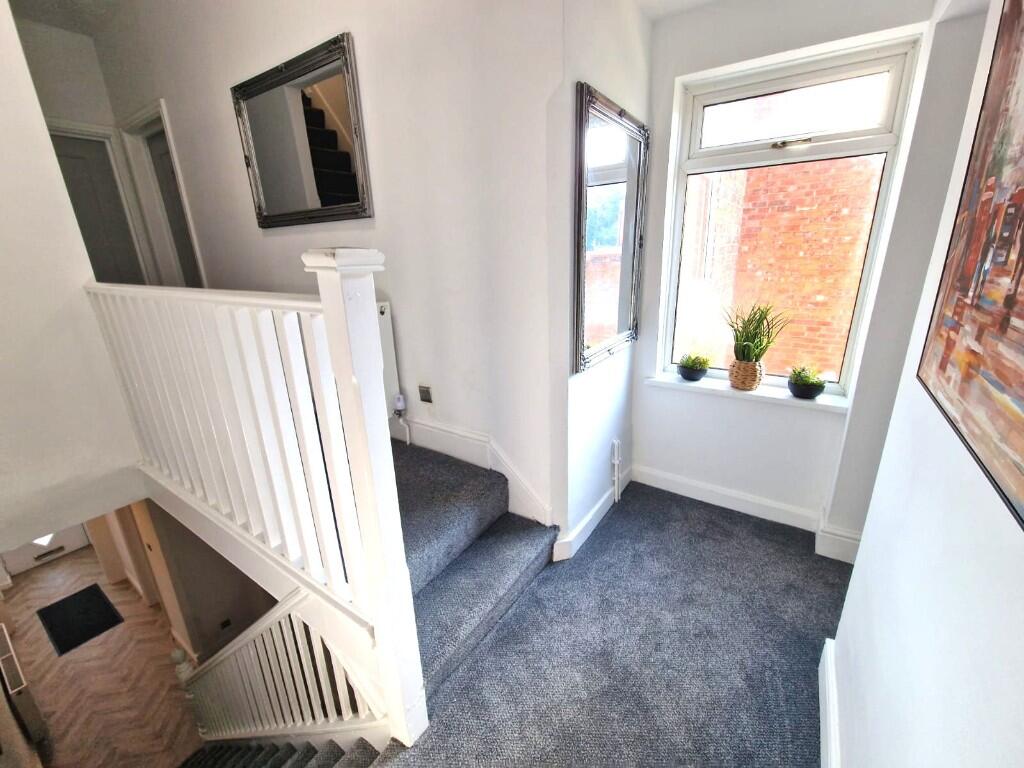 6 bedroom house share for rent